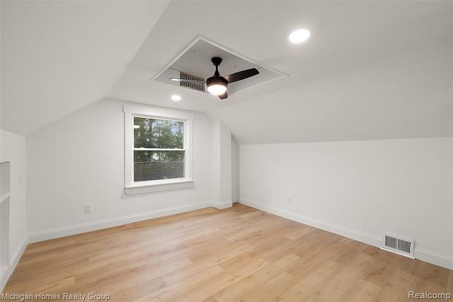235 Flowerdale Street Street, Ferndale, MI 48220