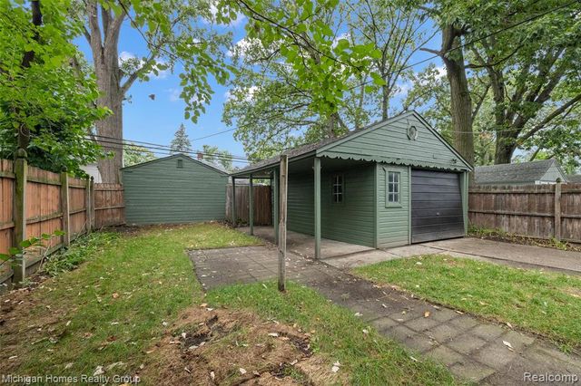 235 Flowerdale Street Street, Ferndale, MI 48220