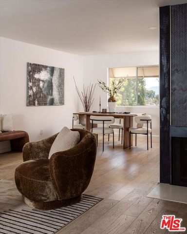 9761 Via Pavia, Burbank, CA 91504