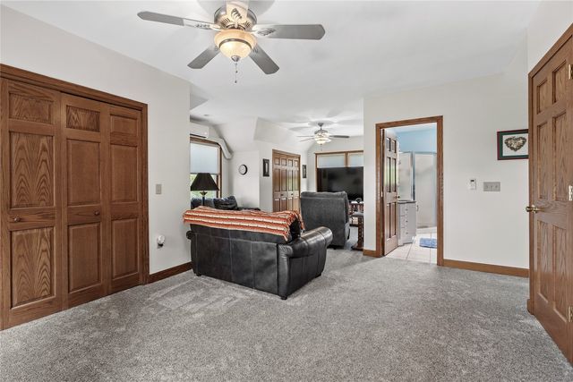 4427 J Street SW, Cedar Rapids, IA 52404