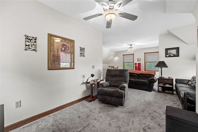 4427 J Street SW, Cedar Rapids, IA 52404