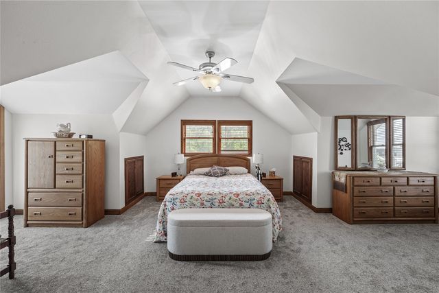 4427 J Street SW, Cedar Rapids, IA 52404