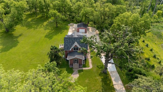 4427 J Street SW, Cedar Rapids, IA 52404