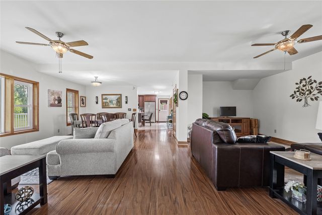 4427 J Street SW, Cedar Rapids, IA 52404