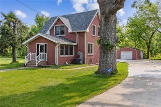 4427 J Street SW, Cedar Rapids, IA 52404