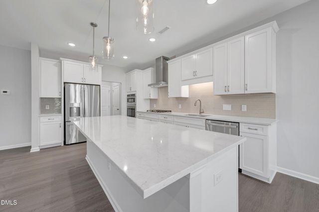 3116 Cathedral Comb Drive 245, Apex, NC 27502