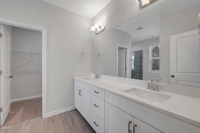 3116 Cathedral Comb Drive 245, Apex, NC 27502