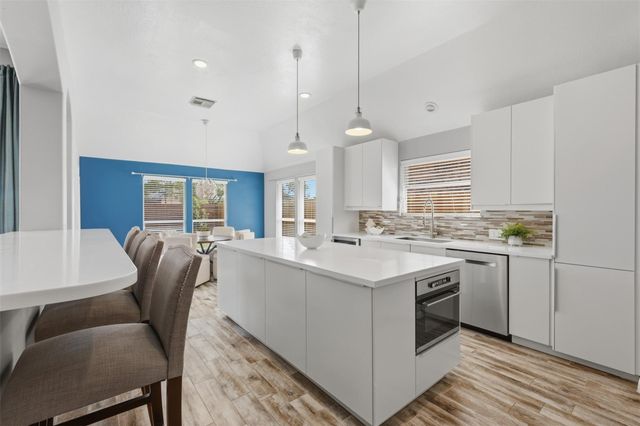 13006 Wedgewater Lane, Pearland, TX 77584