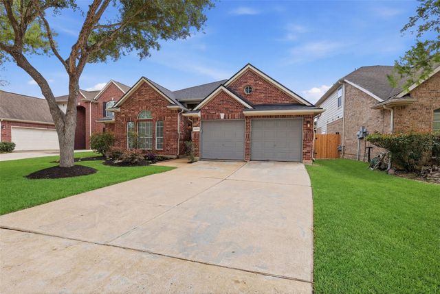13006 Wedgewater Lane, Pearland, TX 77584