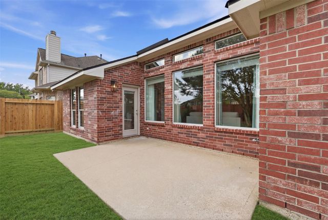 13006 Wedgewater Lane, Pearland, TX 77584