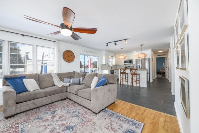 248 Compass Road, Manahawkin, NJ 08050