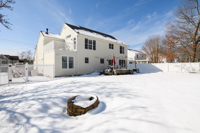 248 Compass Road, Manahawkin, NJ 08050