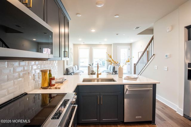 1403 NE Kingsley Street 209, Asbury Park, NJ 07712