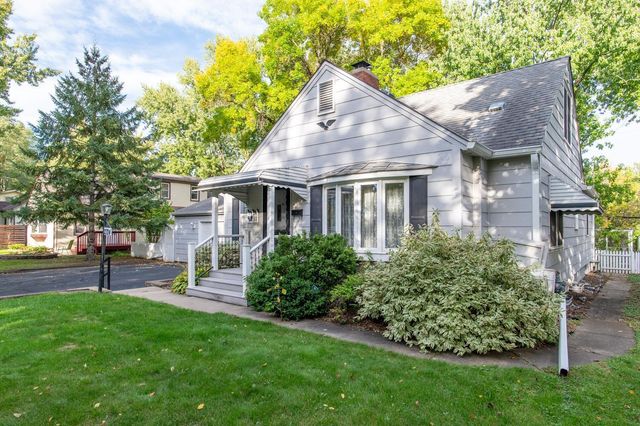 2724 France Avenue N, Robbinsdale, MN 55422