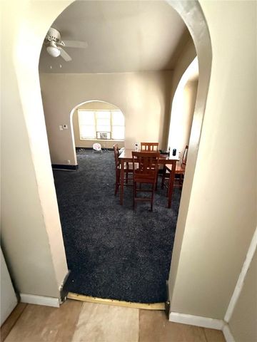 719 Spruce Ave, Sharon, PA 16146