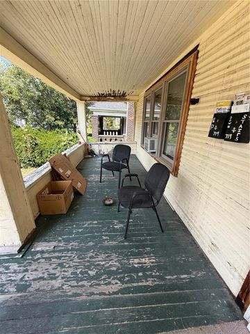 719 Spruce Ave, Sharon, PA 16146