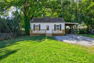 313 E Payton Avenue, Des Moines, IA 50315