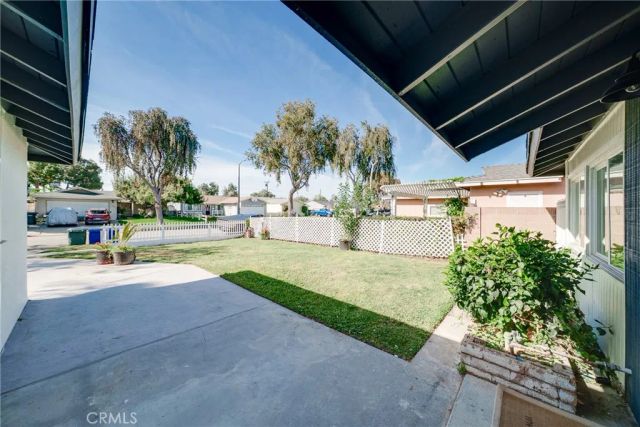 11439 205th, Lakewood, CA 90715