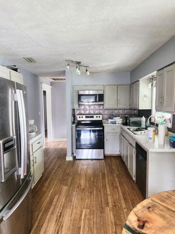 4558 State Route Cc, West Plains, MO 65775