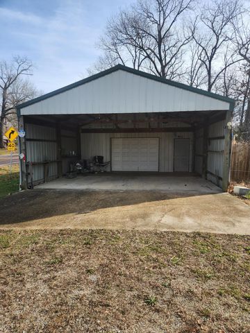 4558 State Route Cc, West Plains, MO 65775