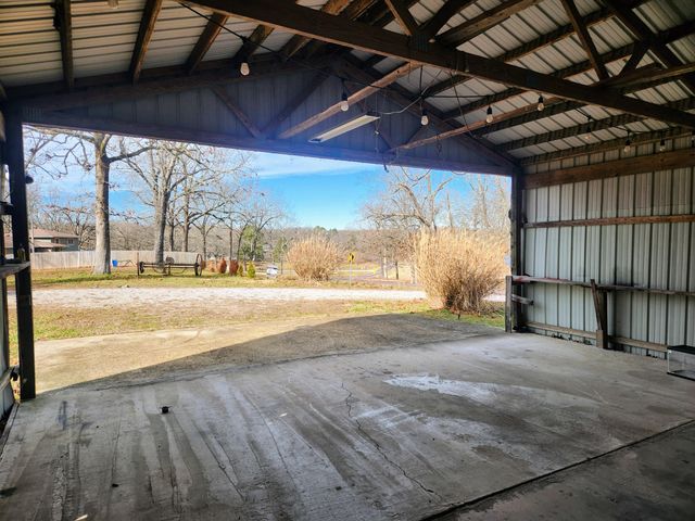 4558 State Route Cc, West Plains, MO 65775