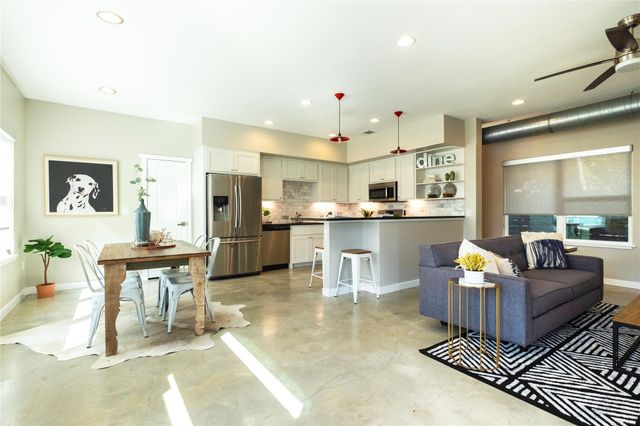 7601 Bethune Ave B, Austin, TX 78752