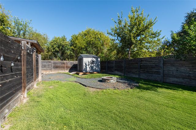 7601 Bethune Ave B, Austin, TX 78752