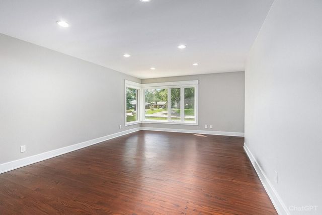 3804 Sunset Drive, Valparaiso, IN 46383