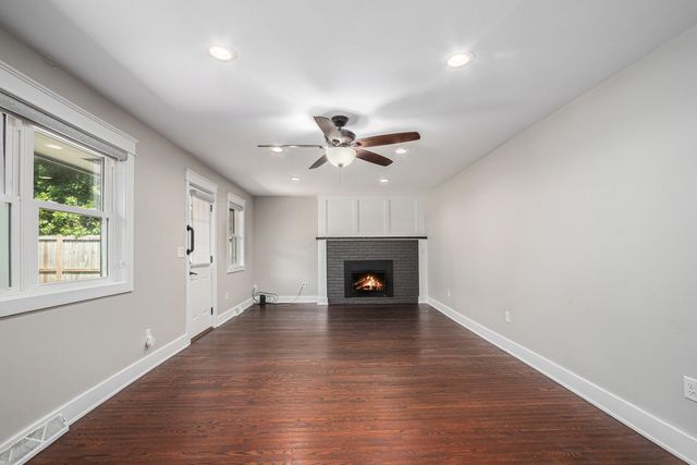 3804 Sunset Drive, Valparaiso, IN 46383