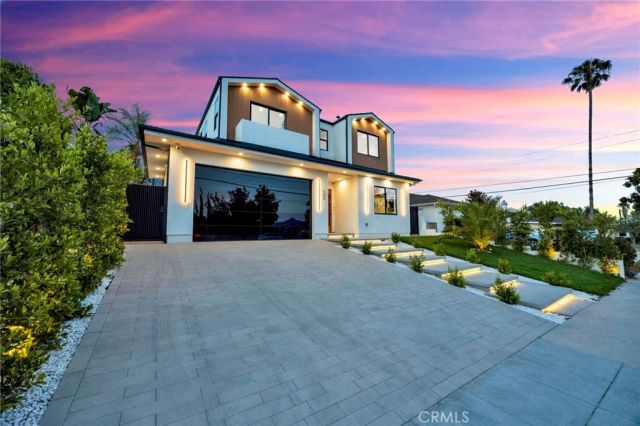 706 S Kenneth Road, Burbank, CA 91501