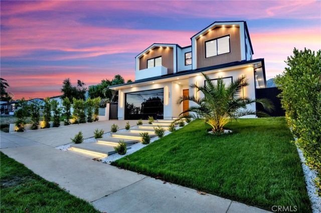 706 S Kenneth Road, Burbank, CA 91501