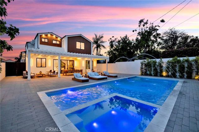 706 S Kenneth Road, Burbank, CA 91501