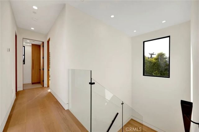 706 S Kenneth Road, Burbank, CA 91501