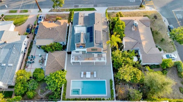 706 S Kenneth Road, Burbank, CA 91501