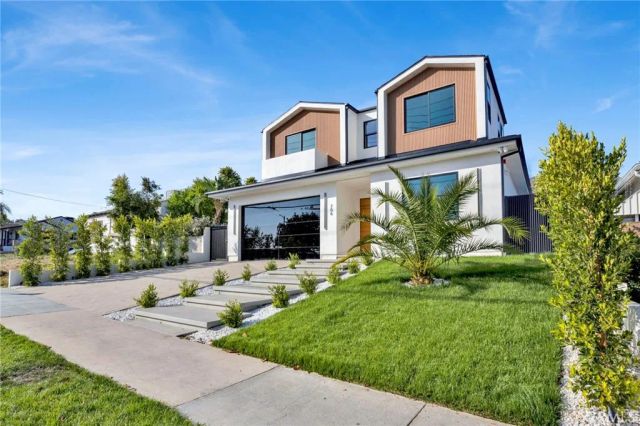706 S Kenneth Road, Burbank, CA 91501