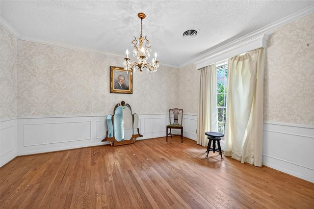7131 Holmsley Lane N, Houston, TX 77040