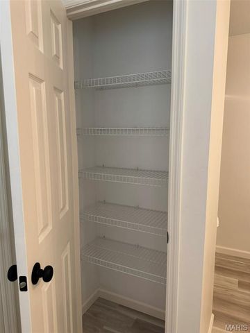 727 Hawk Run Drive, O'fallon, MO 63368