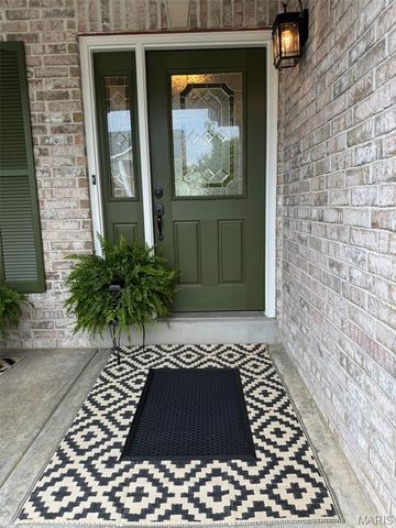 727 Hawk Run Drive, O'fallon, MO 63368