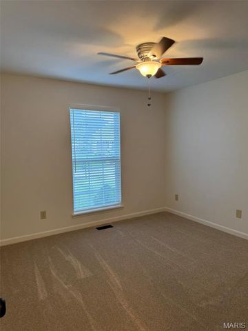 727 Hawk Run Drive, O'fallon, MO 63368