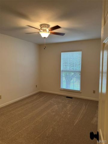 727 Hawk Run Drive, O'fallon, MO 63368