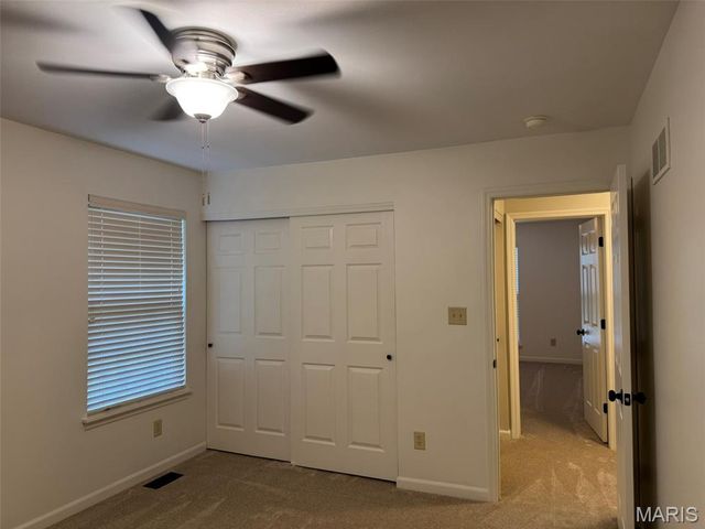 727 Hawk Run Drive, O'fallon, MO 63368