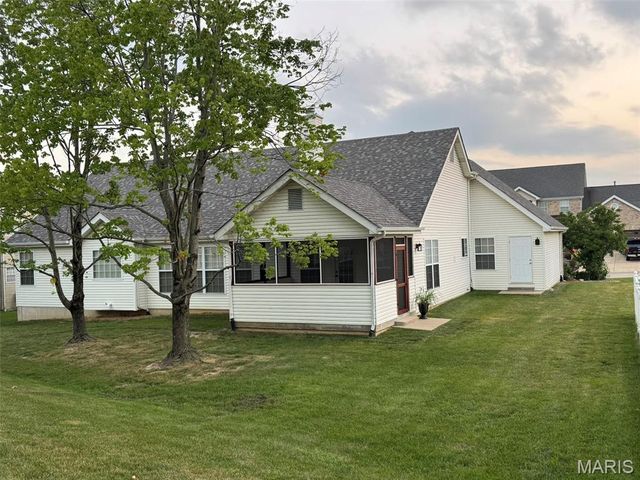 727 Hawk Run Drive, O'fallon, MO 63368