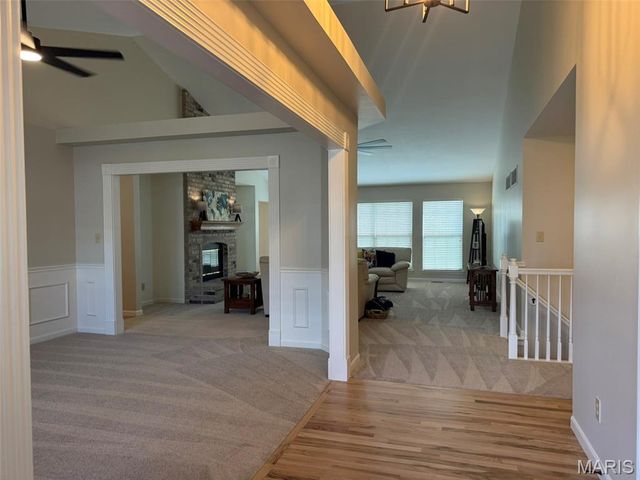 727 Hawk Run Drive, O'fallon, MO 63368
