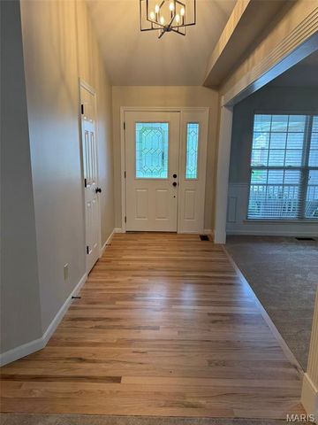 727 Hawk Run Drive, O'fallon, MO 63368