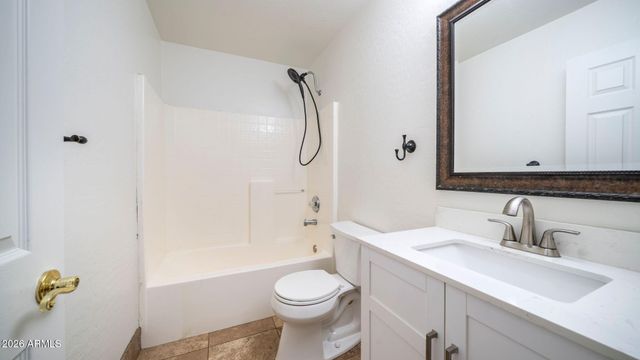2526 E ISABELLA Avenue, Mesa, AZ 85204