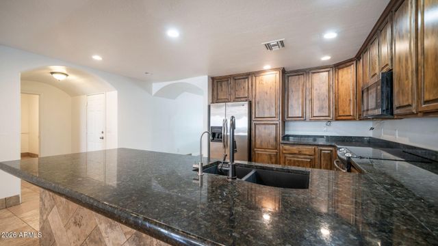2526 E ISABELLA Avenue, Mesa, AZ 85204