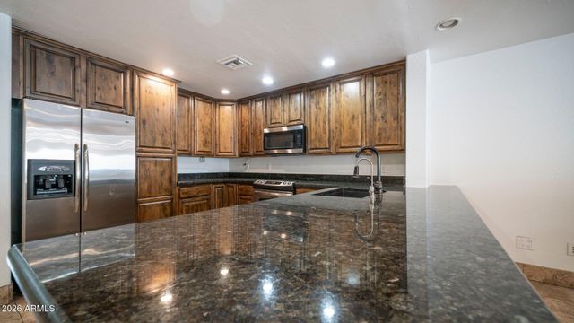 2526 E ISABELLA Avenue, Mesa, AZ 85204