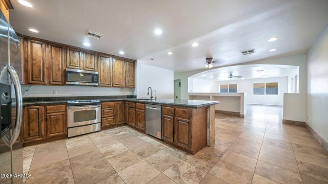 2526 E ISABELLA Avenue, Mesa, AZ 85204