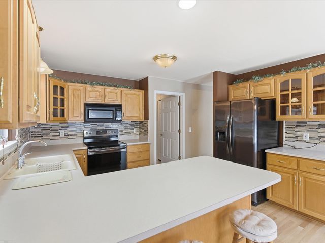 20700 Frazho Street, St Clair Shores, MI 48081