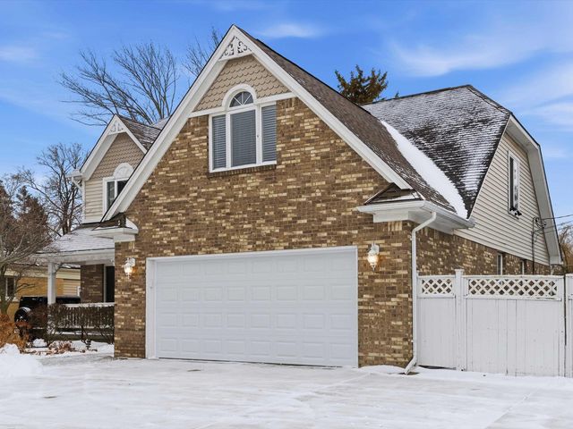20700 Frazho Street, St Clair Shores, MI 48081